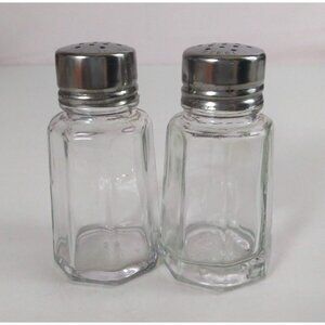 Vintage Gemco USA Diner Style Glass Salt & Pepper Shakers